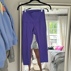 Lululemon purple cropped leggings